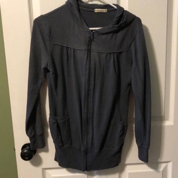 Grey jacket - Picture 1 of 5